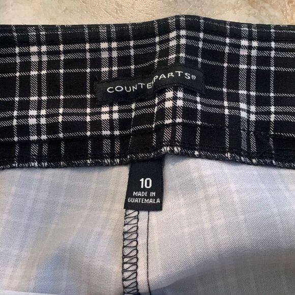 Pull On Black & White Pants - Picture 3 of 4